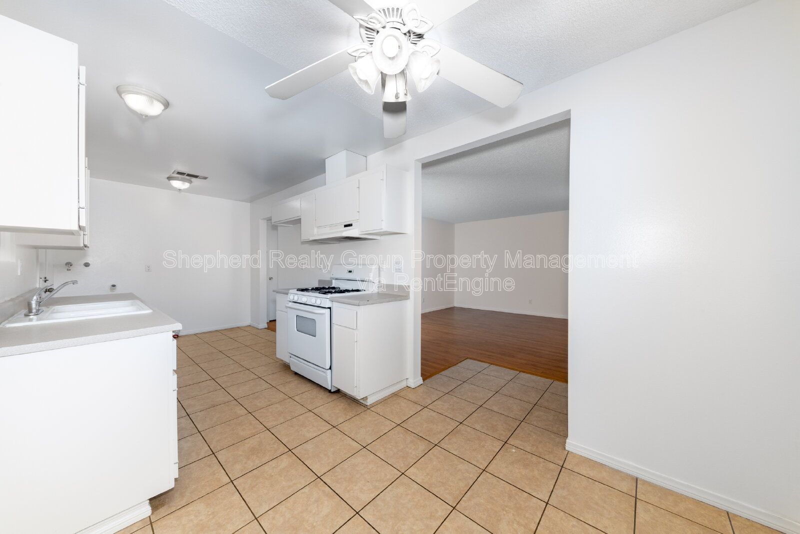55+ Community 2 beds, 1 bath with garage property image