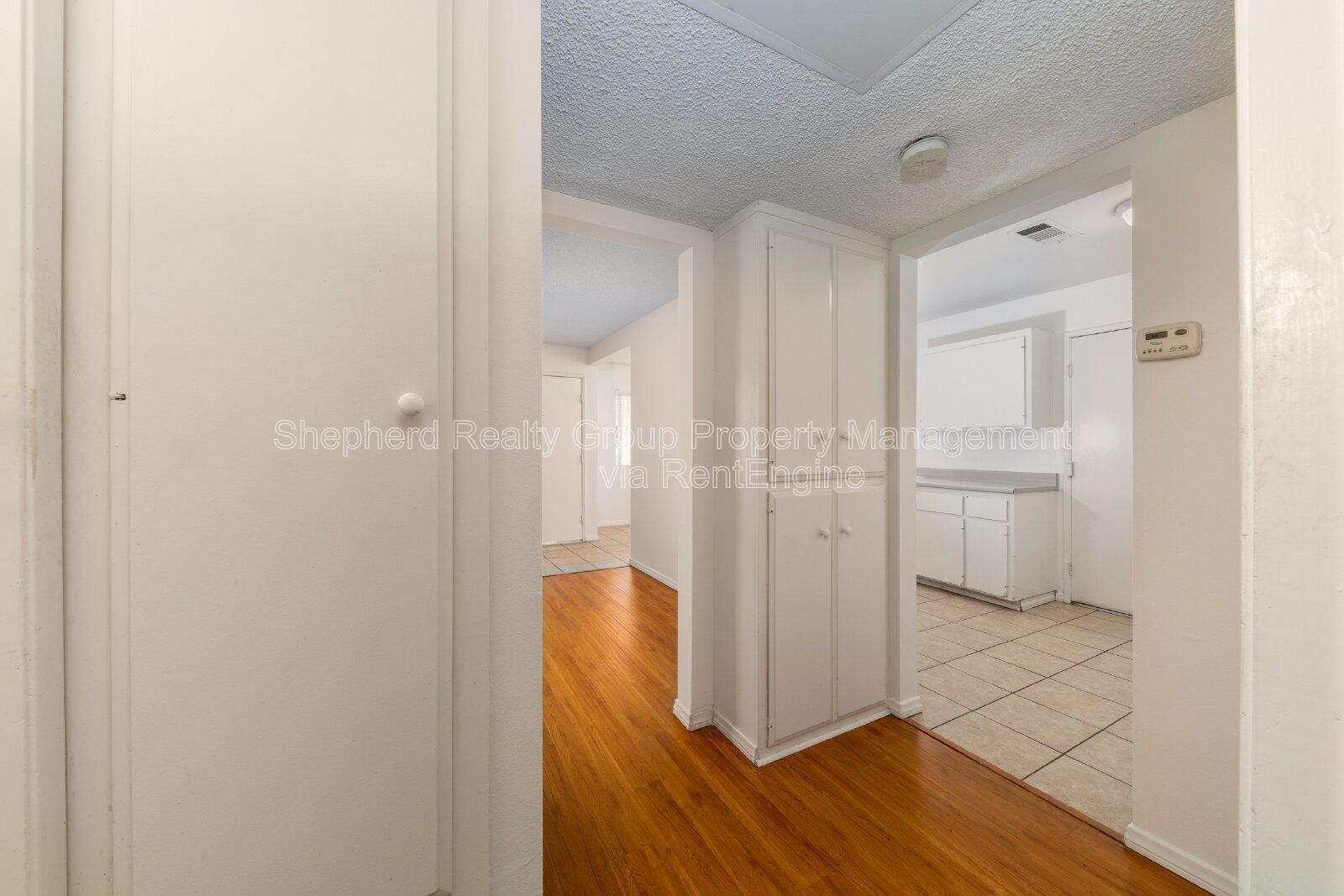 55+ Community 2 beds, 1 bath with garage property image