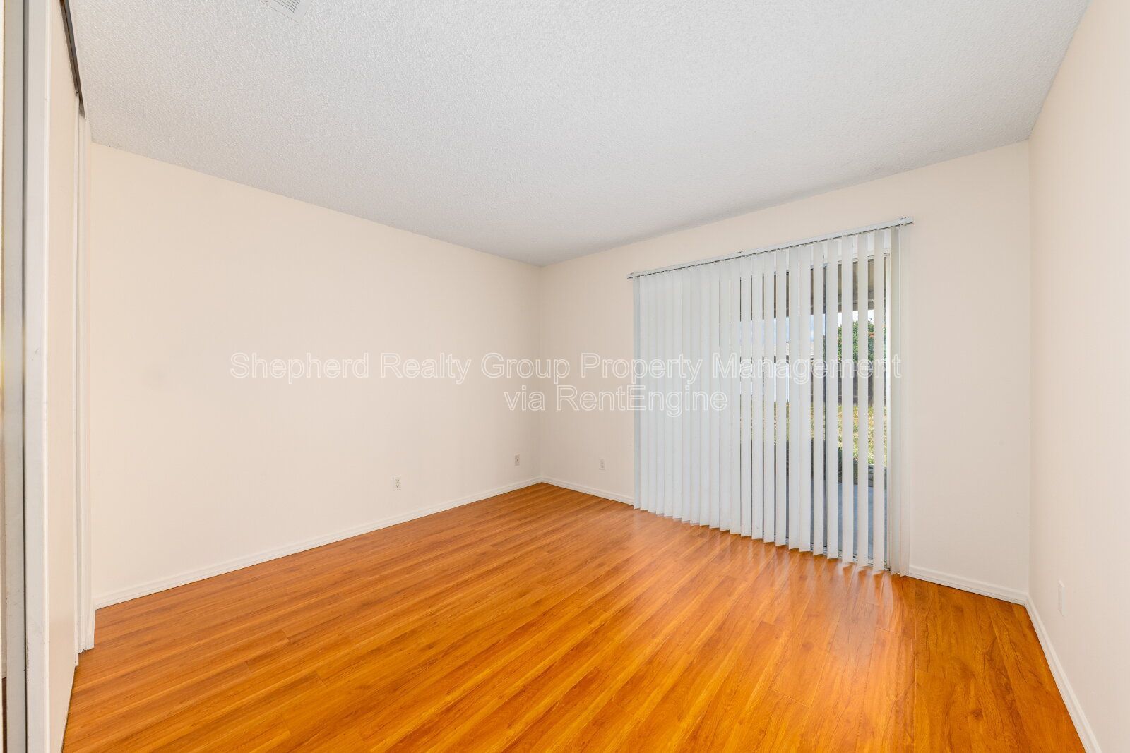 55+ Community 2 beds, 1 bath with garage property image
