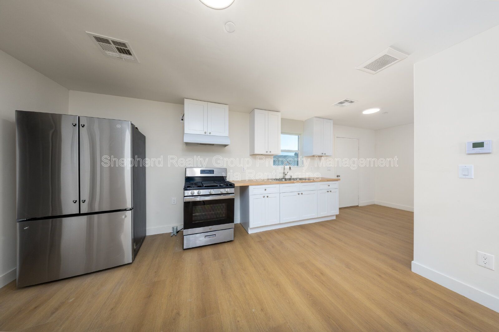 Newly Remodeled 3 bedroom property image