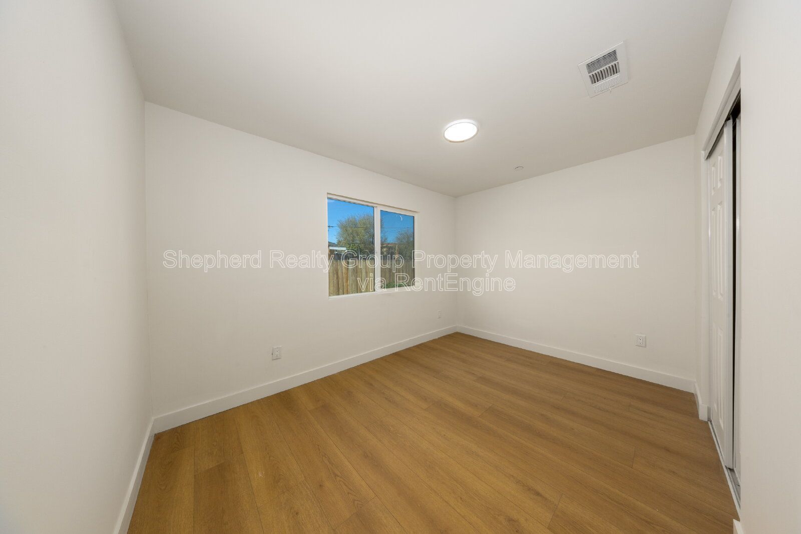 Newly Remodeled 3 bedroom property image