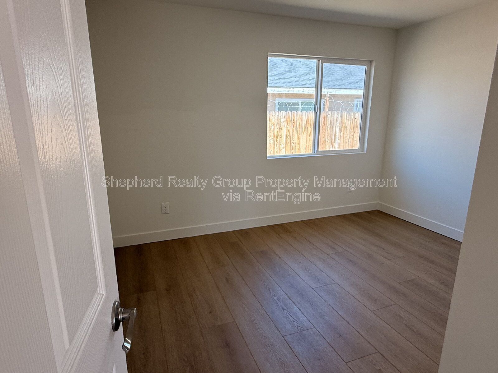 Newly Remodeled 2 bedroom property image