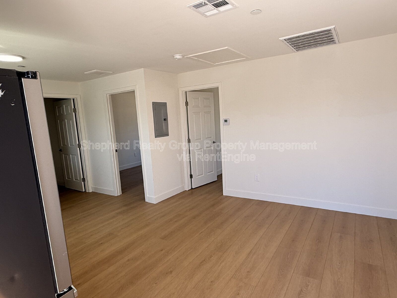 Newly Remodeled 2 bedroom property image