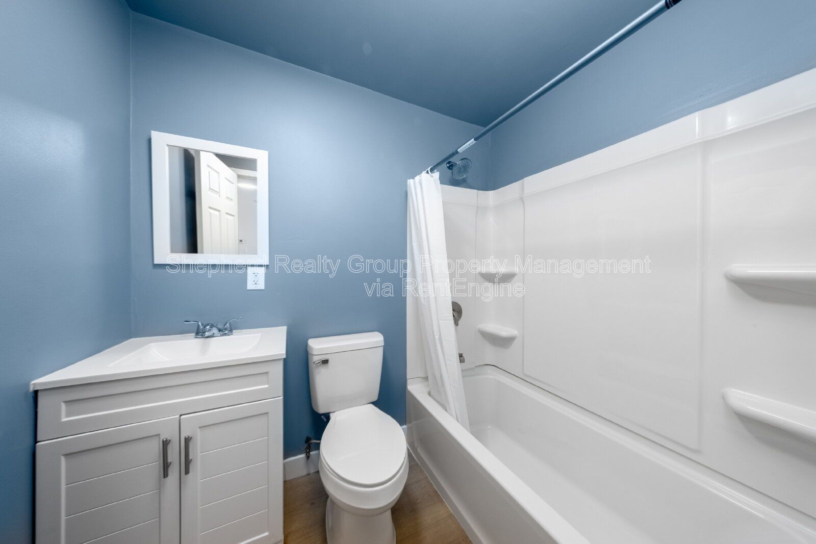 Newly Remodeled 2 bedroom property image