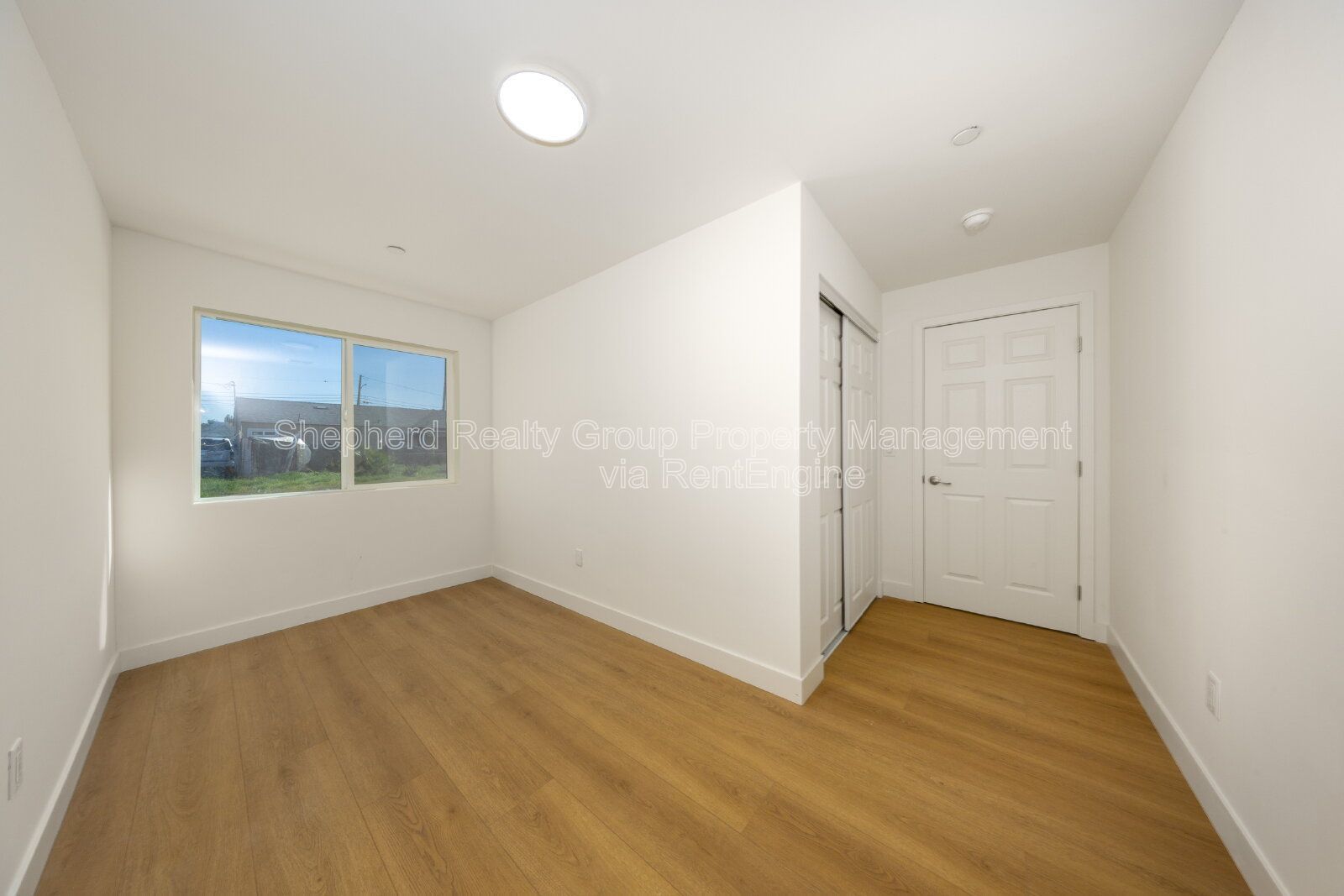 Newly Remodeled 2 bedroom property image