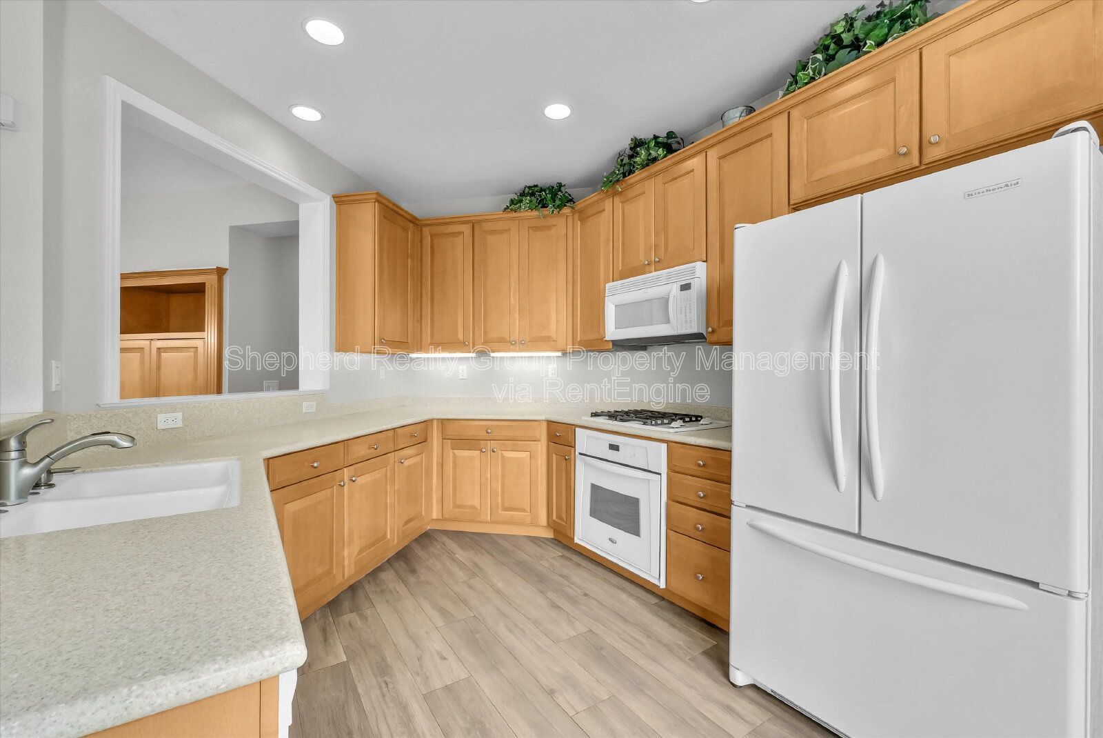 Well cared for 3 bedroom home property image