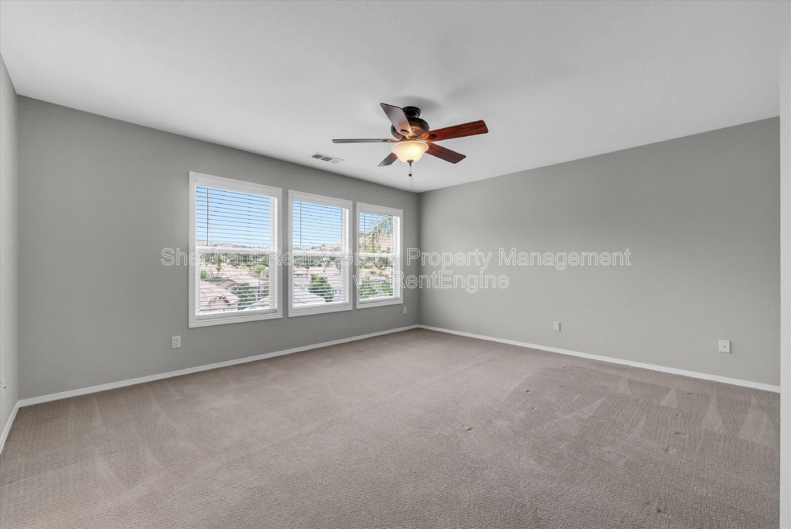 Well cared for 3 bedroom home property image