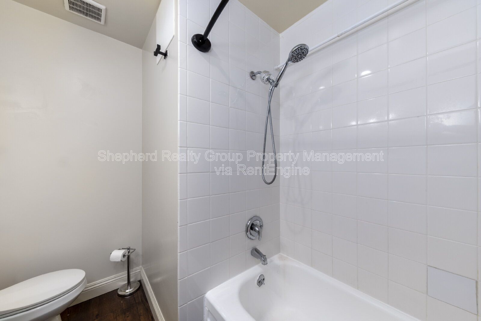 2 bed 2 bath condo with in unit washer/dryer property image