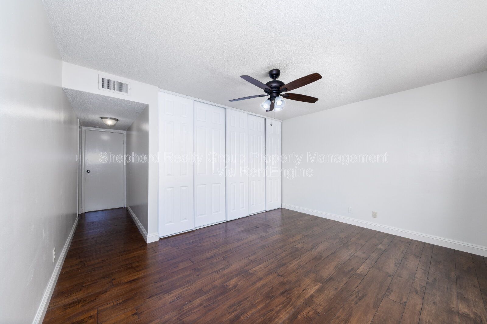 2 bed 2 bath condo with in unit washer/dryer property image